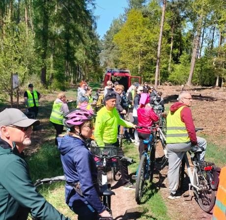 Rowerówka w Jurkowie – aktywne świętowanie z historią i naturą w tle.